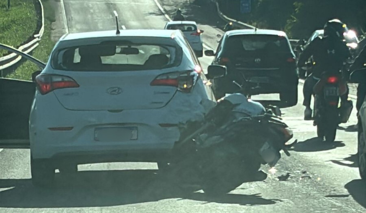 Motociclista é atropelado após batida na Rodovia Luiz de Queiroz, em Americana