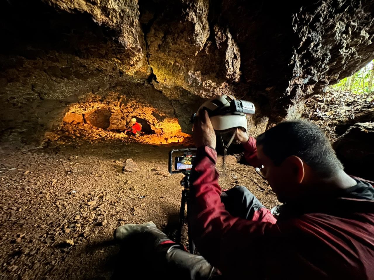 Projeto mapeia cavernas e sítios arqueológicos com urnas de 800 anos  no Sul do Amapá  