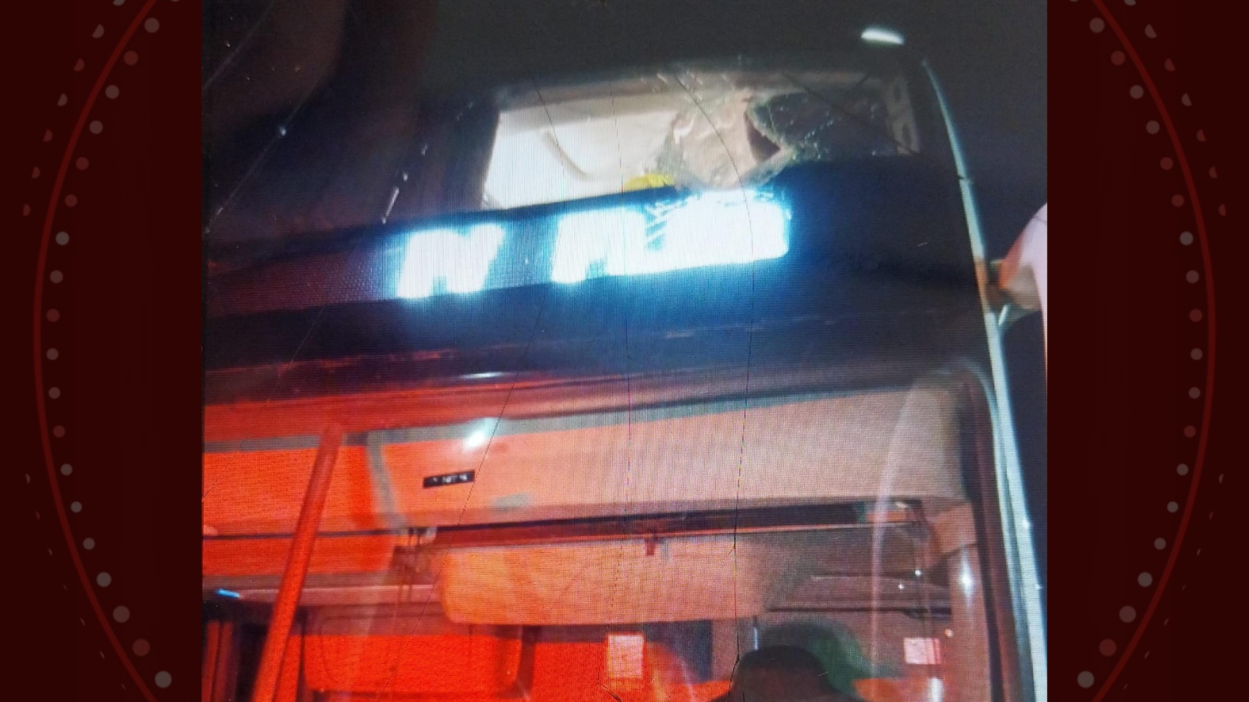 Peça se solta de caminhão, atinge ônibus e mata passageiro que trocou de poltrona durante viagem em rodovia do Paraná