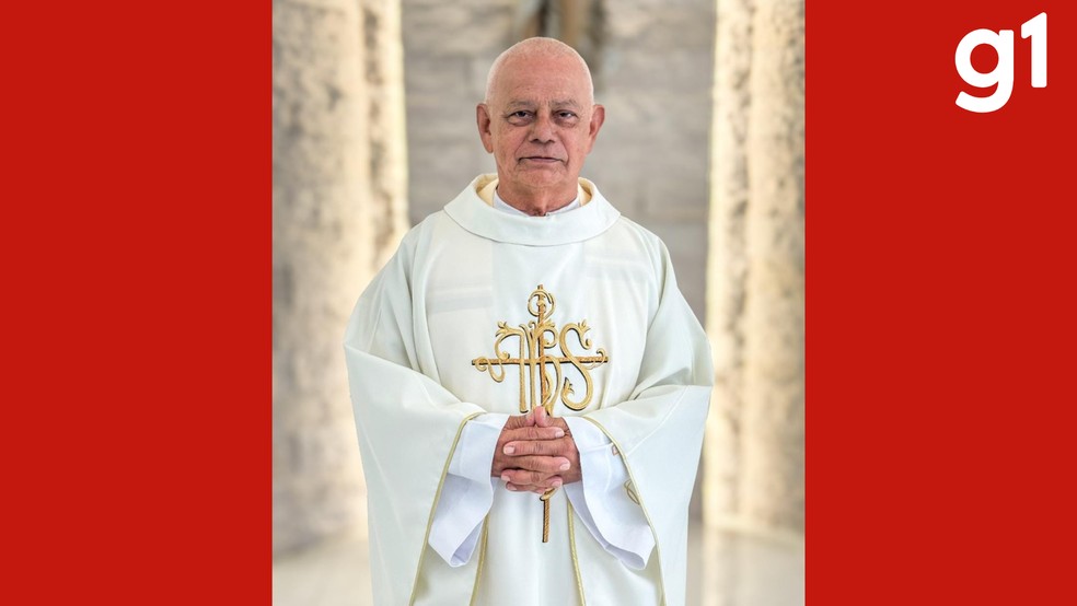 Padre Pedro Hagassis. assume a Parquia de Nossa Senhora Aparecida aps polmicas  Foto: Reproduo