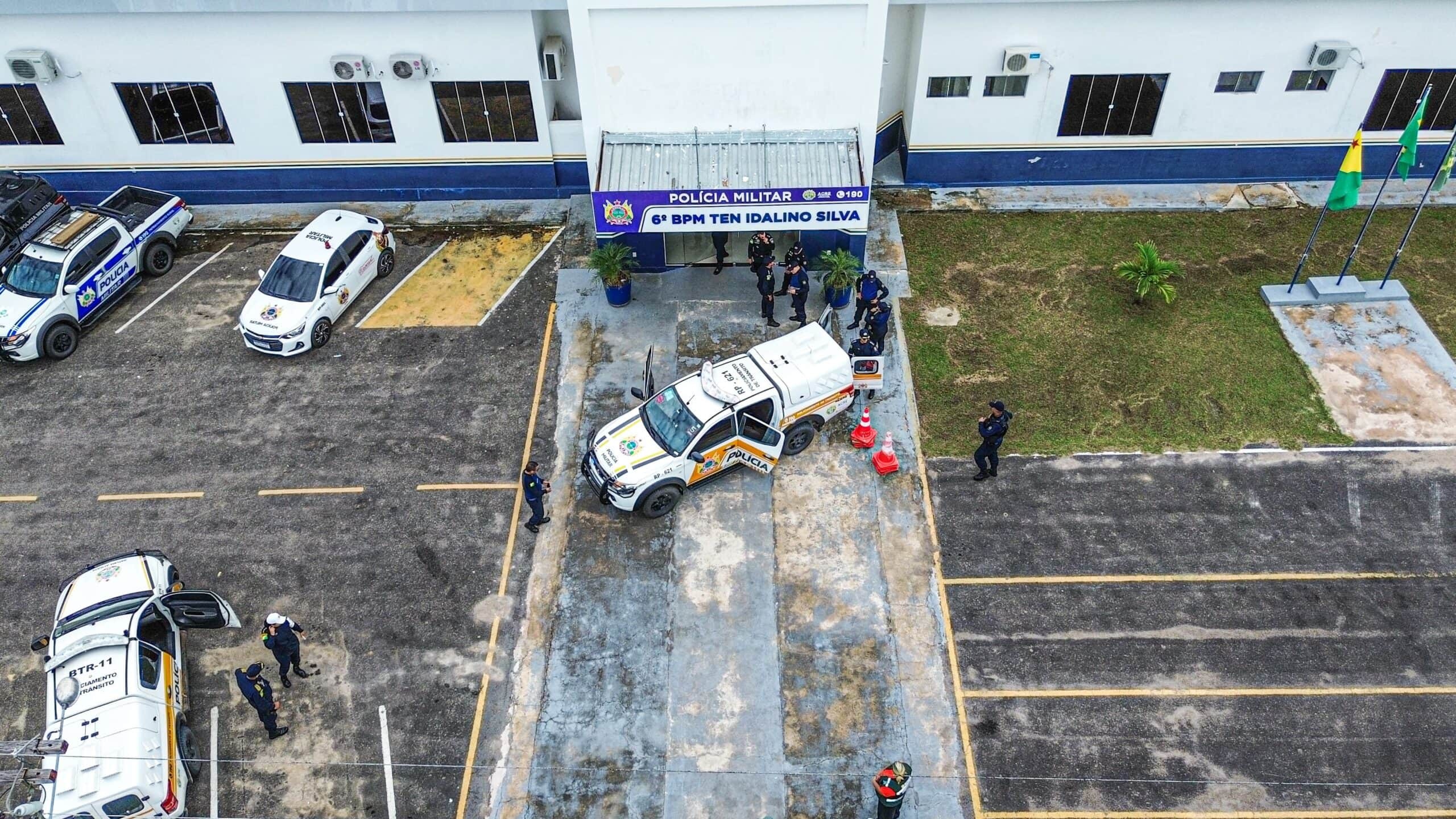 Adolescente é apreendido após tentar fugir da PM, cair de moto e confessar ter fumado maconha no AC