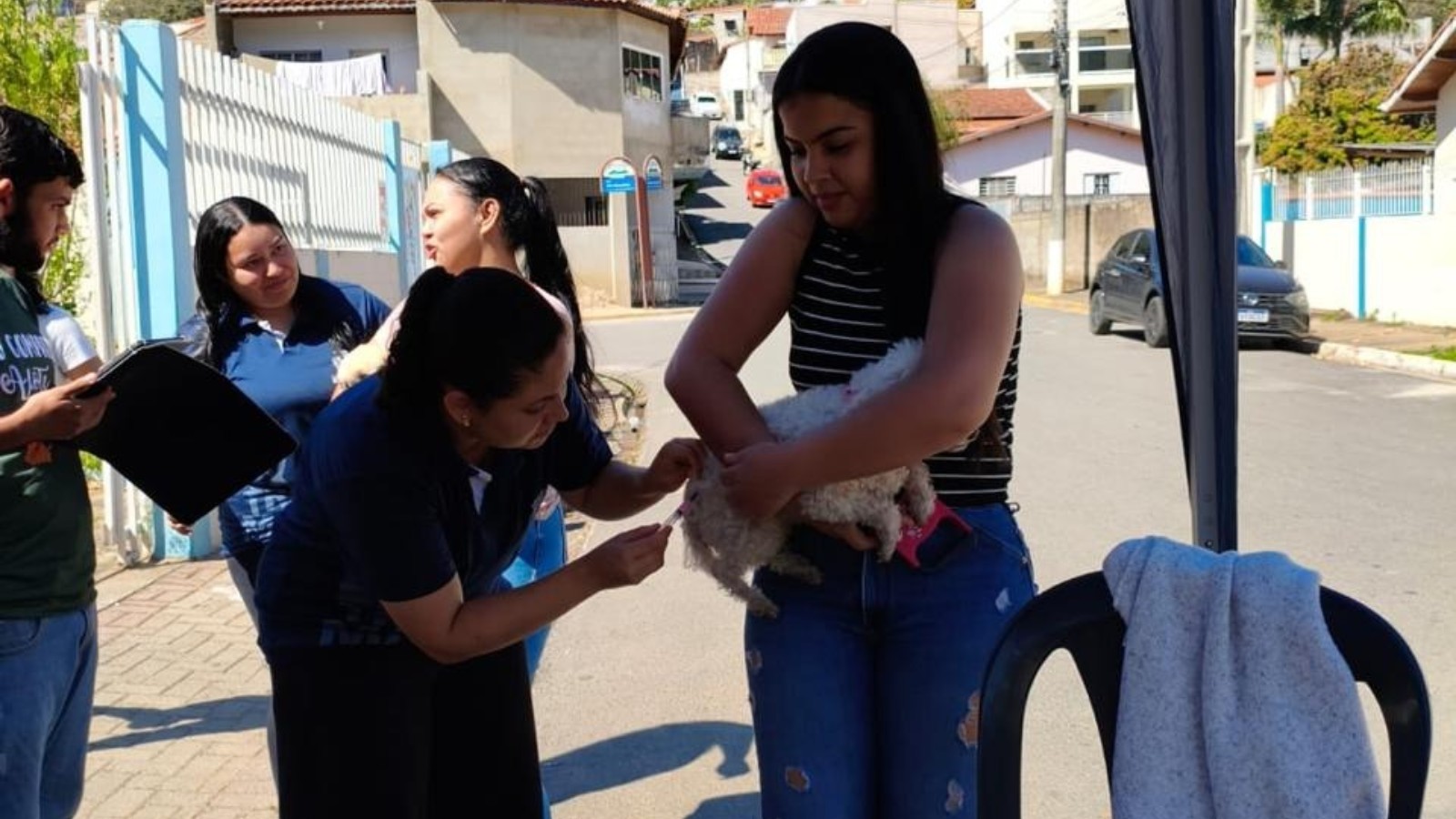 Campanha Antirrábica imuniza quase 10 mil animais em tempo recorde | G1