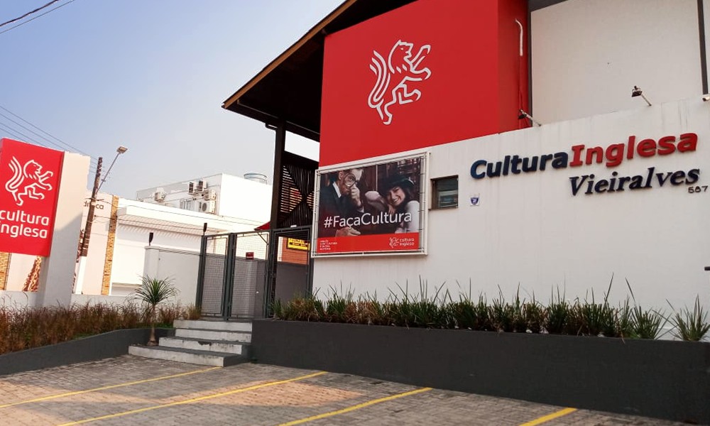 Empresas de Manaus investem em inglês para negócios