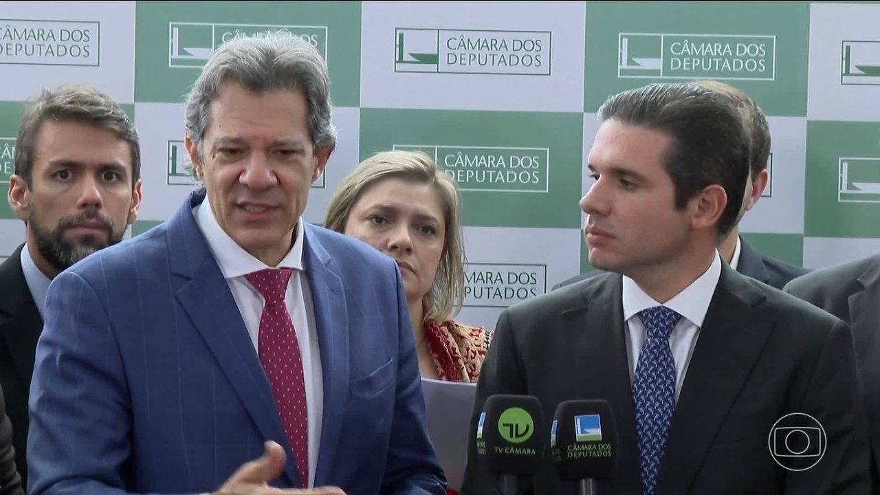 Ausência de novas medidas fiscais em agenda entregue a Hugo Motta por Haddad frustra mercado