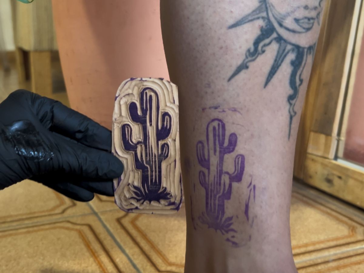 Da madeira à pele: o que é xilotattoo, estilo de tatuagem que levou artista de Sumaré a NY