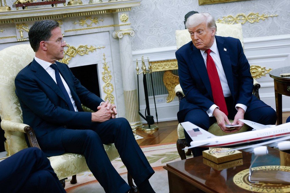 Mark Rutte e Donald Trump — Foto: Kevin Dietsch/Getty Images/AFP