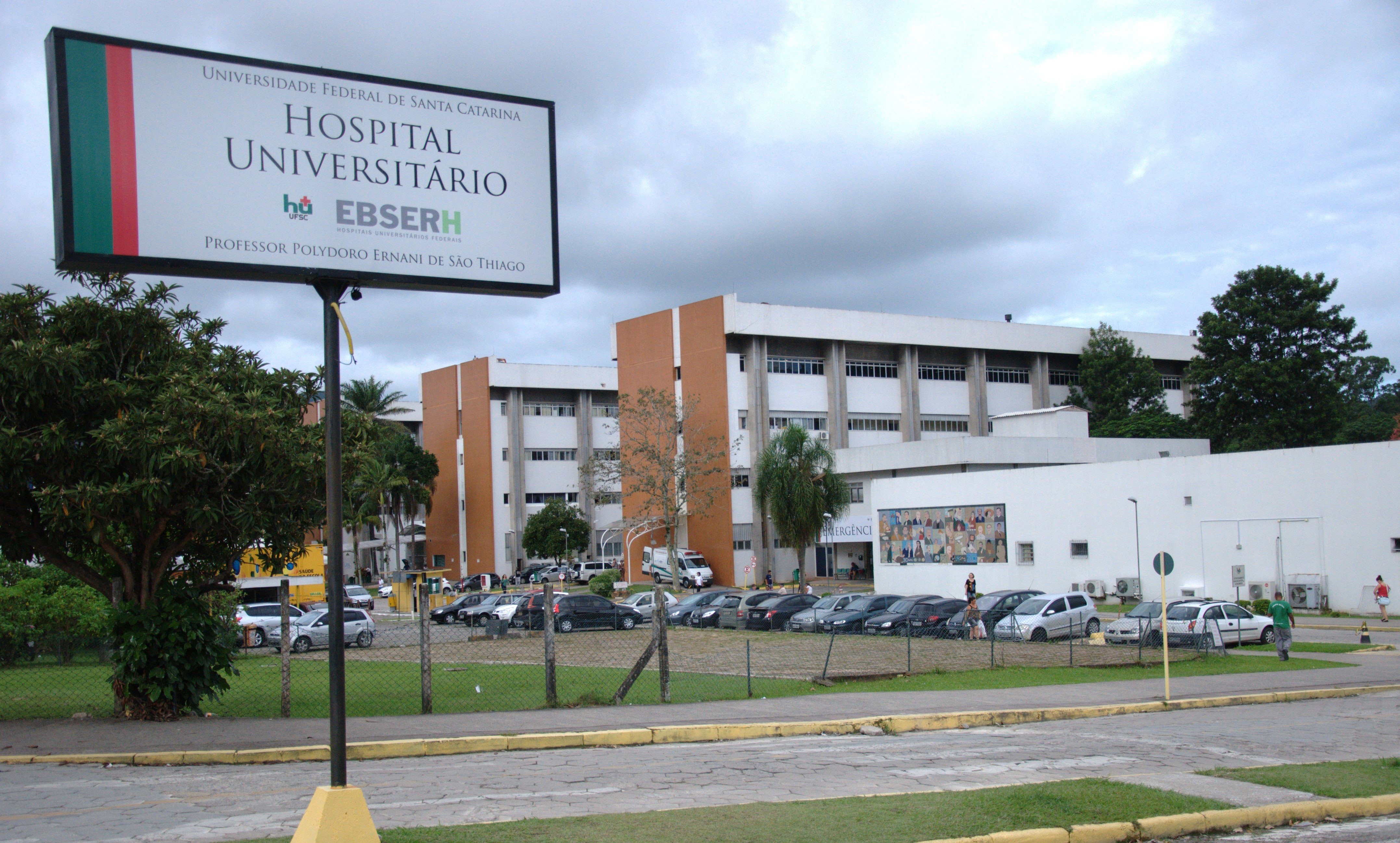 HU de Florianópolis abre processo seletivo para contratar médicos | G1