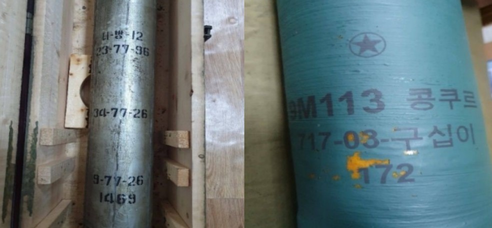 Carregamento de munições de lançador de foguete norte-coreanas (à esquerda) e míssil antitanque (à direita) encontrados na Ucrânia. — Foto: Divulgação/MSMT