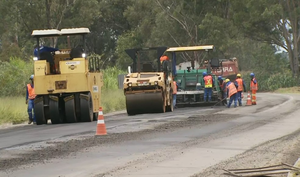 Moradores protestam em Muzambinho e Alfenas por instalação de praças de pedágio em rodovias do Sul de MG — Foto: Reprodução EPTV