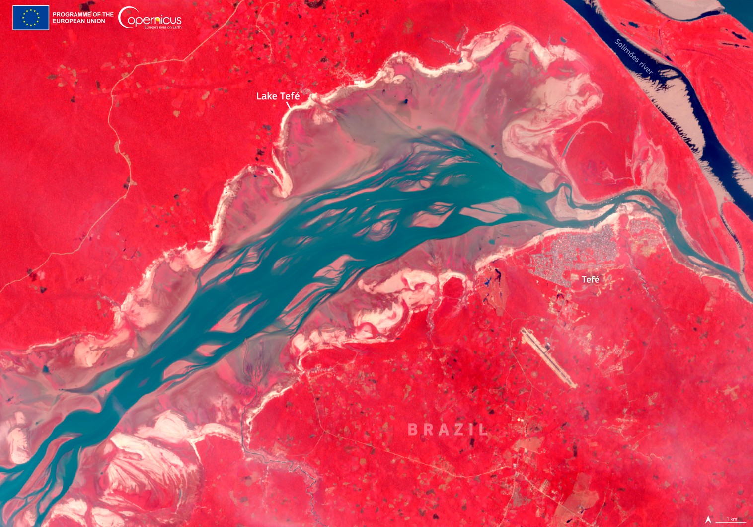 Imagem de satélite mostra impacto da seca em lago no AM