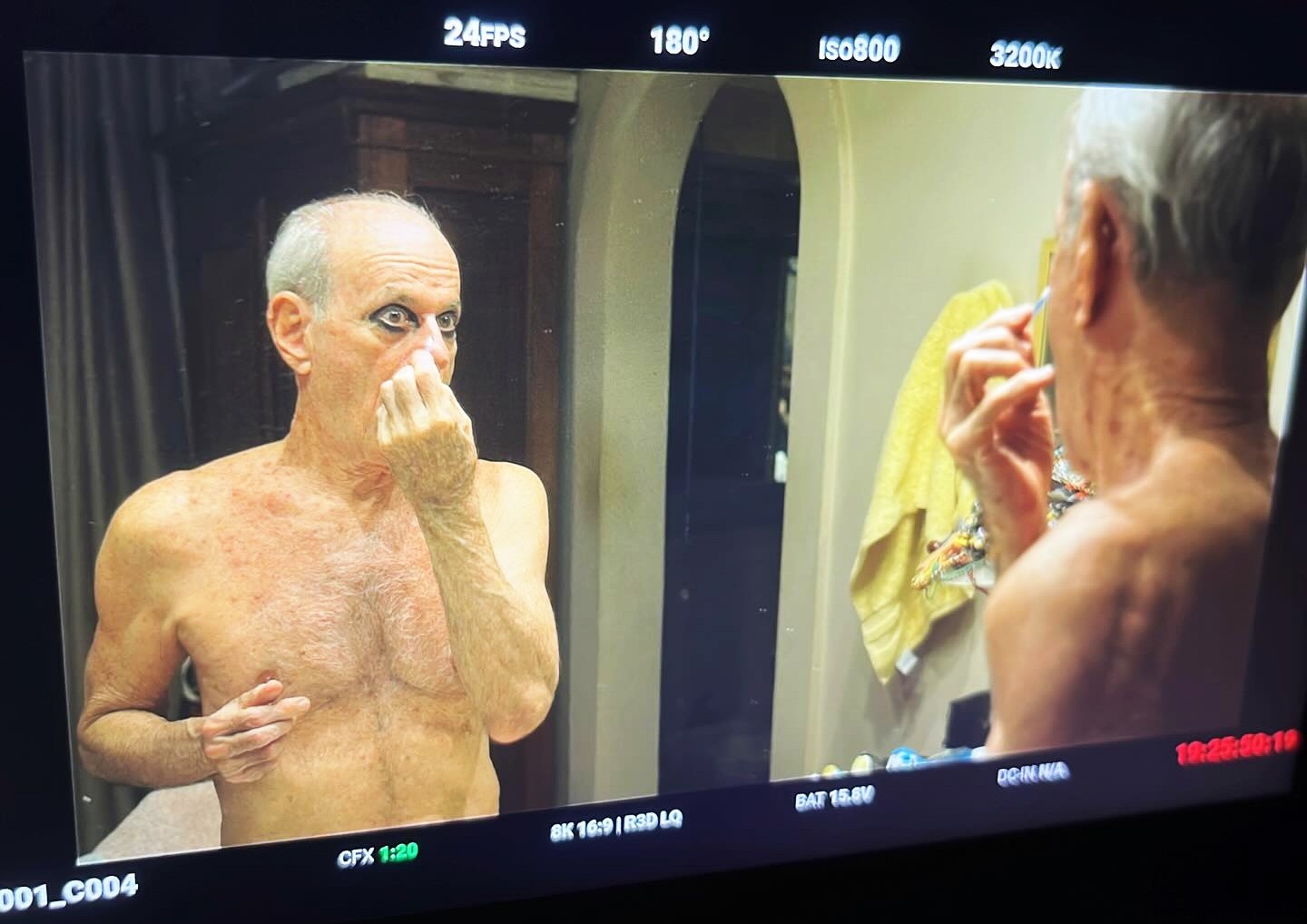 Ney Matogrosso tira a máscara em documentário focado na criação do enredo ‘Camaleônico’ da Imperatriz