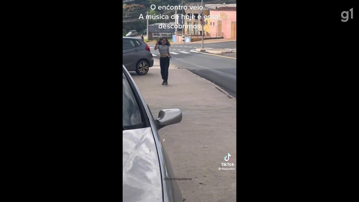 Jovem viraliza nas redes sociais ao ser flagrada dançando na rua em Campinas