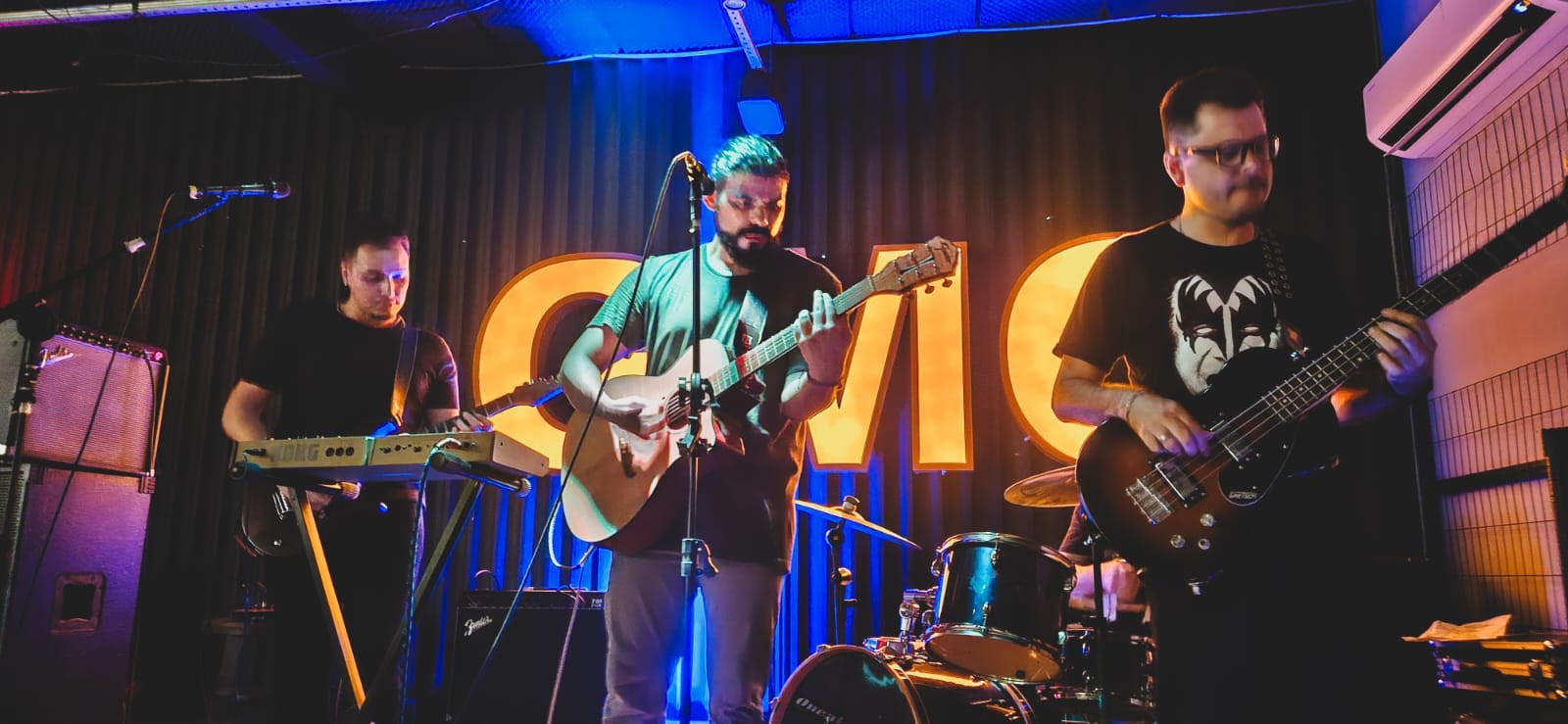 Banda acreana celebra 60 anos de álbum dos Beatles em show em Rio Branco
