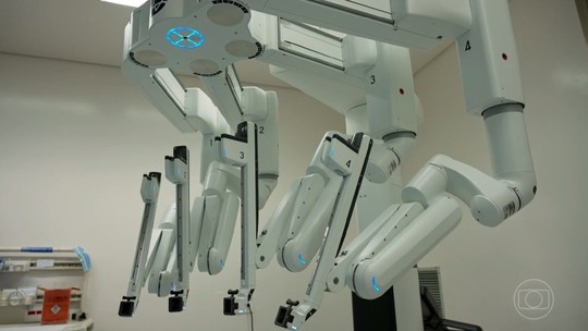 Robô opera pacientes e contribui para avanço no tratamento do câncer de próstata; veja tecnologia  - Programa: Globo Repórter 