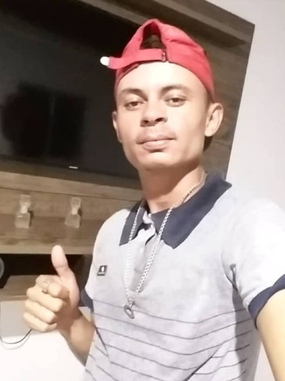 Jeferson Cândido Marques, de 31 anos, foi assassinado em Bayeux — Foto: Reprodução