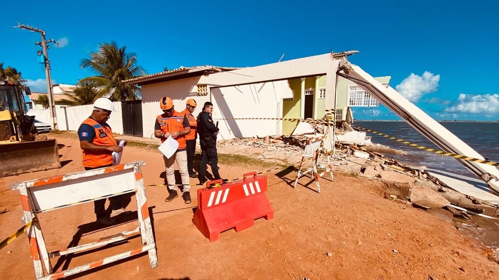 Desvio de pista na região da Praia do saco em Estância. — Foto: Defesa Civil de Sergipe.