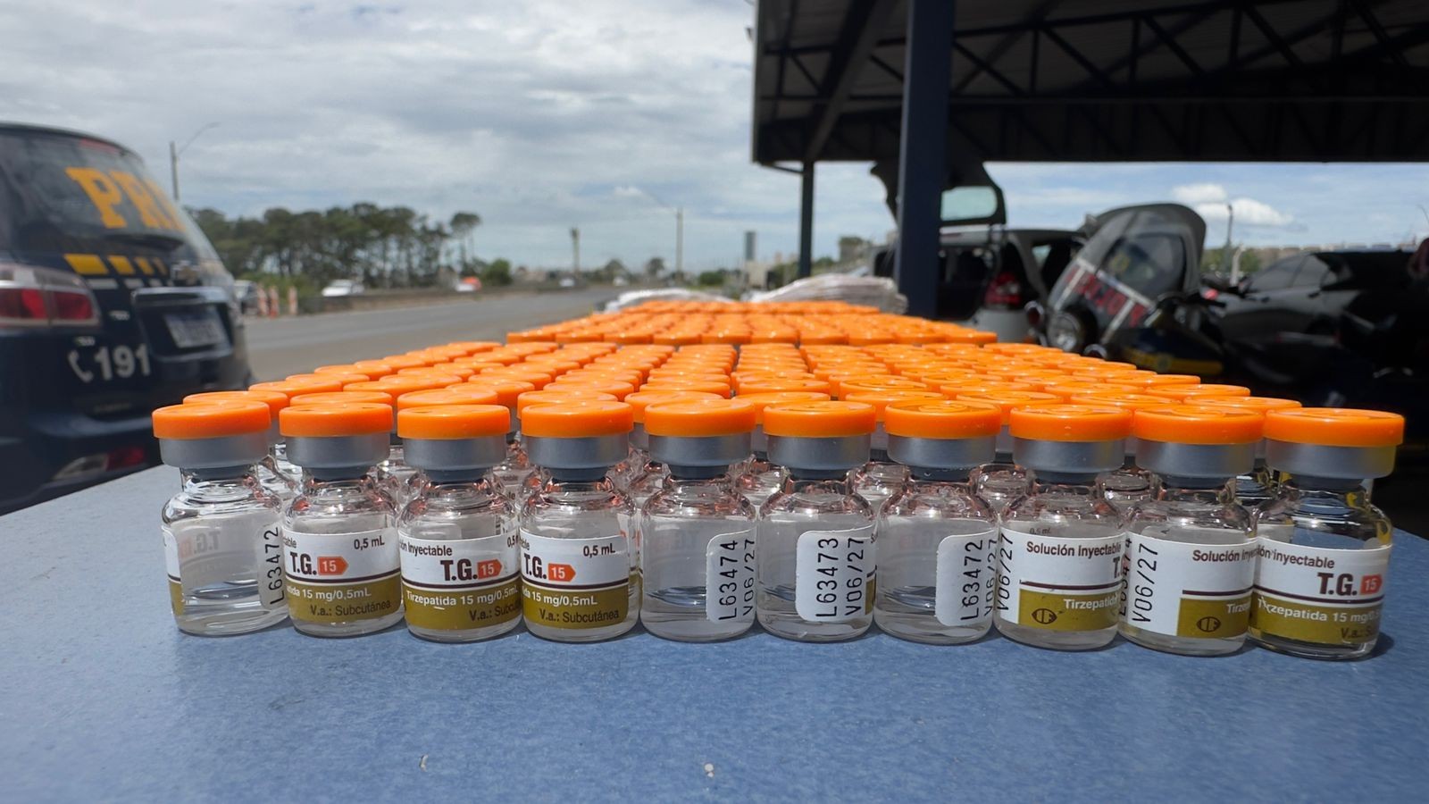 Polícia apreende 420 ampolas de remédio de uso controlado contra obesidade em rodovia do interior de SP