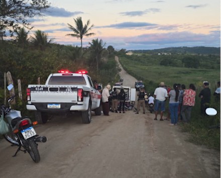 Batida entre duas motos deixa homem morto e duas pessoas feridas, no Agreste da Paraíba