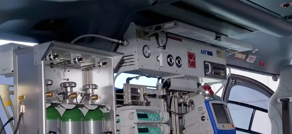 Helicópteros como UTIs aéreas: equipamento de última geração garante condições ideais para o atendimento médico durante o transporte aéreo — Foto: Reprodução/EPTV