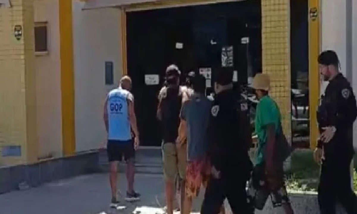 Flanelinhas são conduzidos à delegacia por ação irregular em Cabo Frio