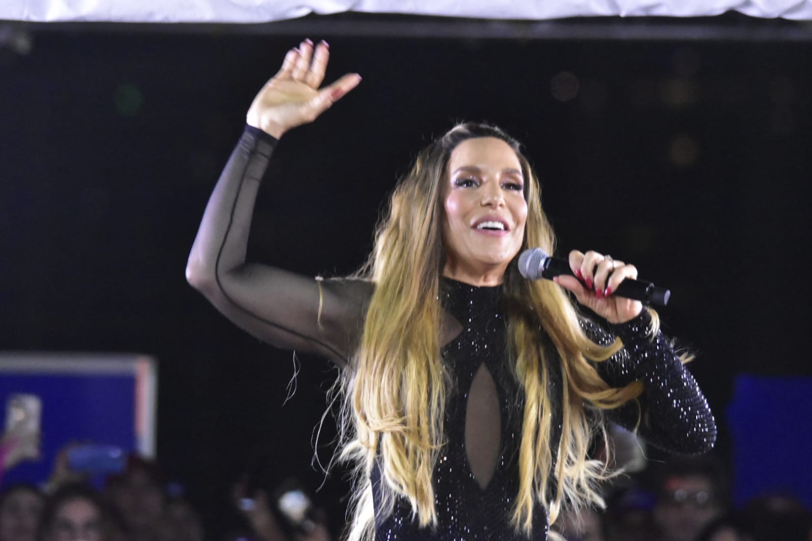 Terceiro dia de Carnatal tem Ivete Sangalo, Durval Lelys e Simone Mendes; veja como assistir