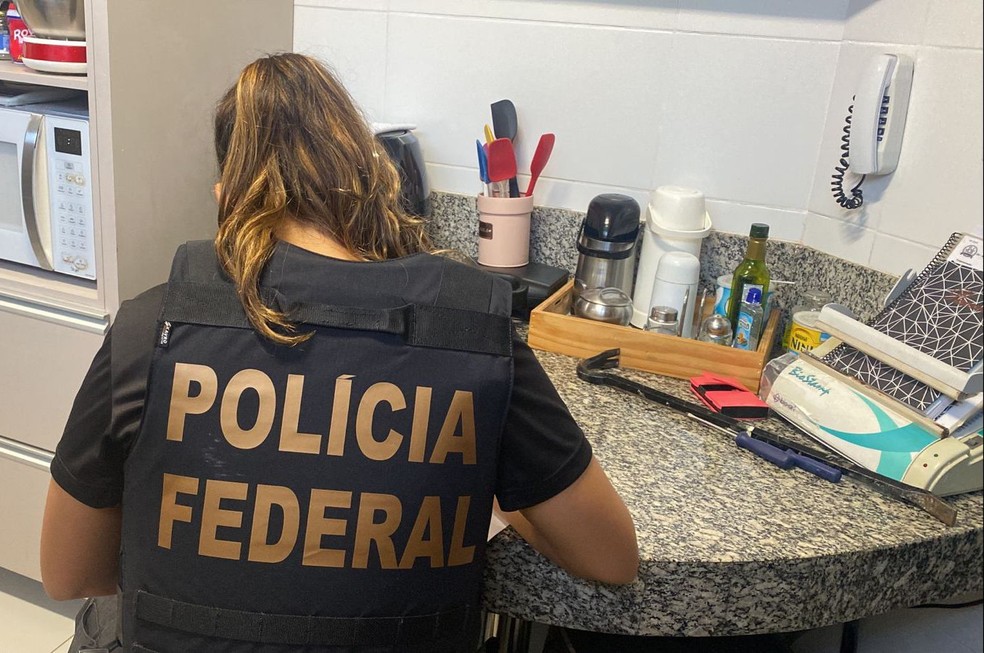 PF cumpre mandados em operação que investiga desvio de recursos do orçamento secreto no Piauí — Foto: Divulgação/PF