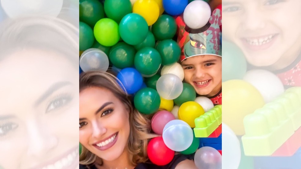 Mãe brincava com filho de quatro anos em piscina de bolinhas em Ourinhos (SP) — Foto: Arquivo pessoal