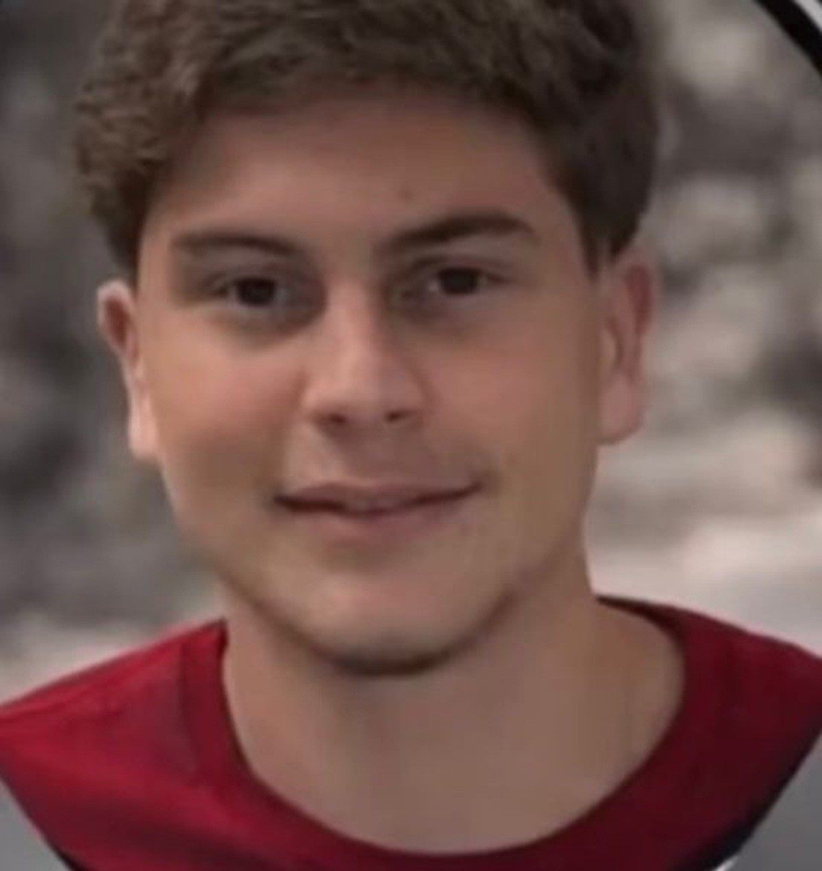 Jovem morre em acidente de carro horas após celebrar aniversário de 18 anos na Grande Florianópolis