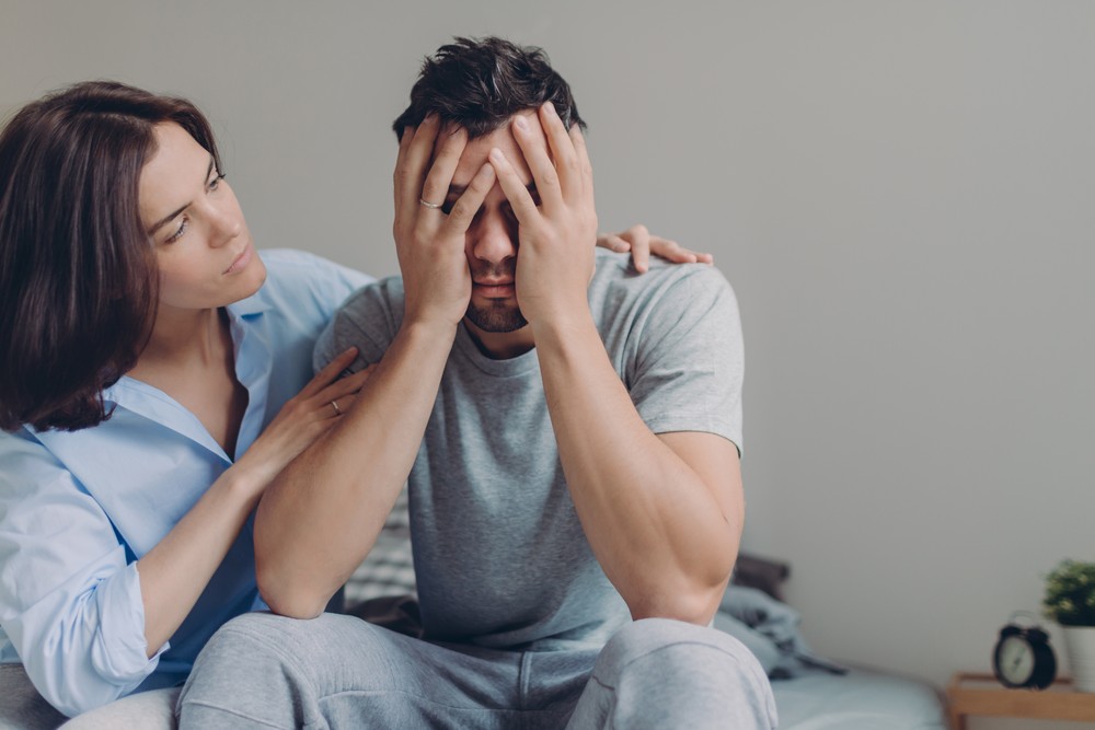 Especialista orienta que familiares de pacientes com depressão estabeleçam limites para evitar a sobrecarga