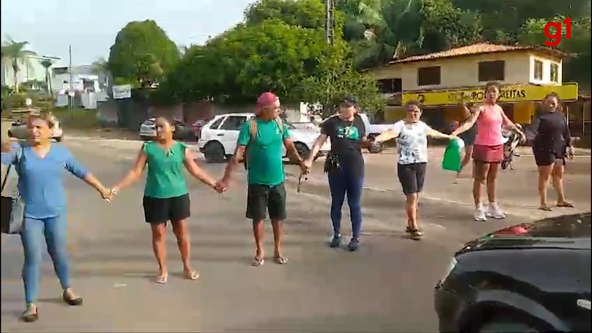 Após acidentes, moradores fazem protesto e bloqueiam trecho da MA-201 no Maranhão