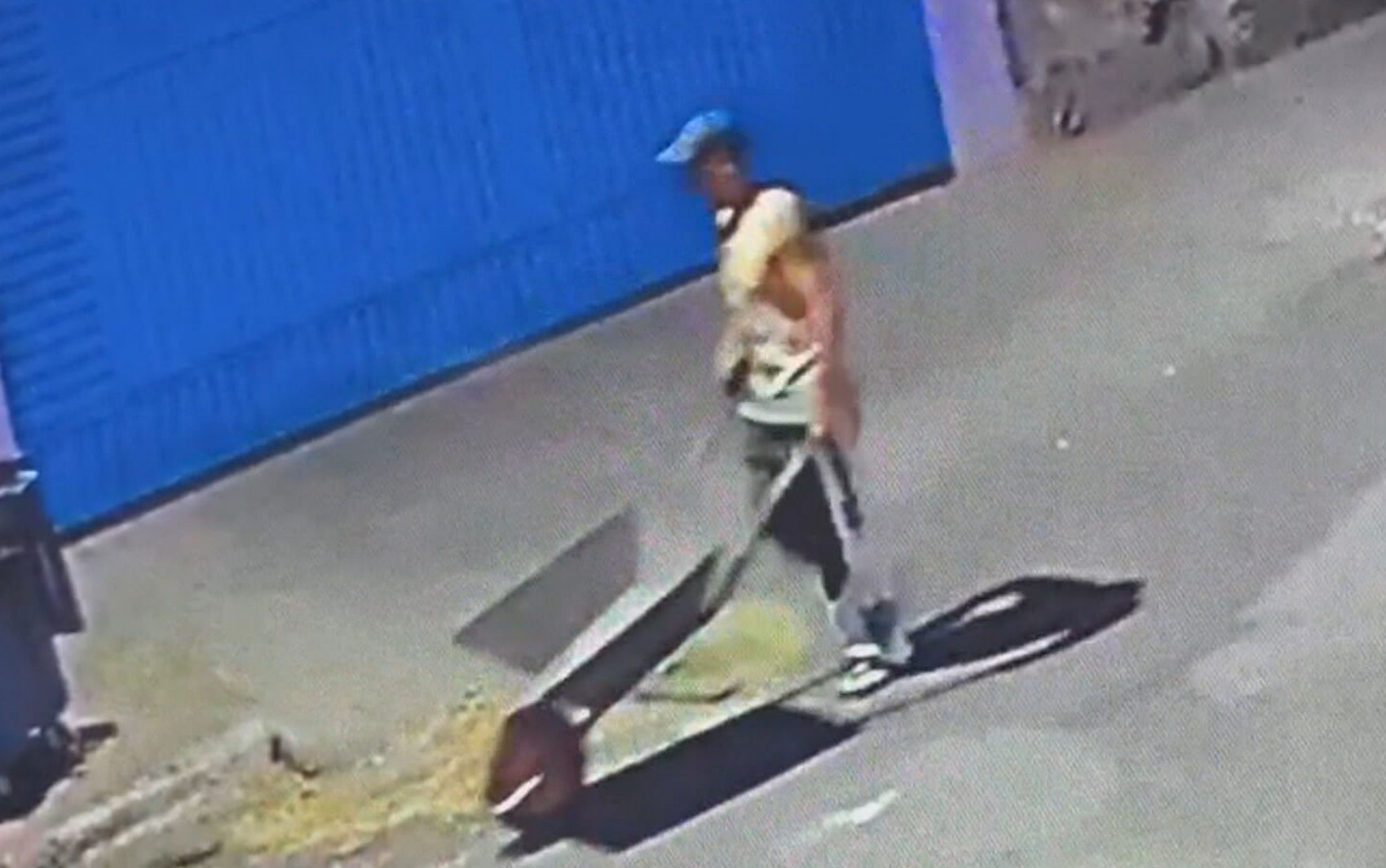 Homem é suspeito de matar companheira e levar corpo em carrinho até lote baldio; diz polícia