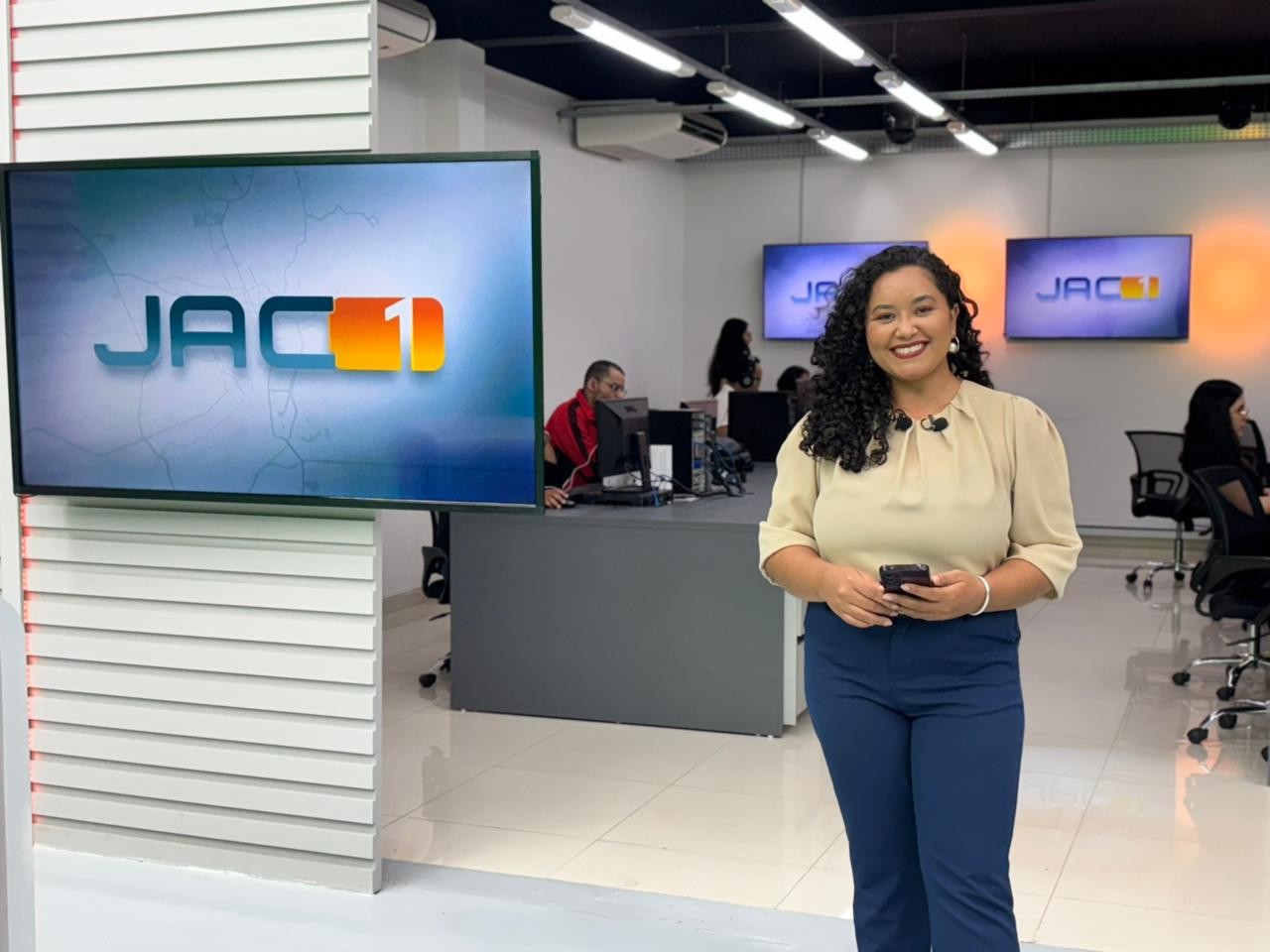 AO VIVO: Assista ao JAC1 com a Quésia Melo