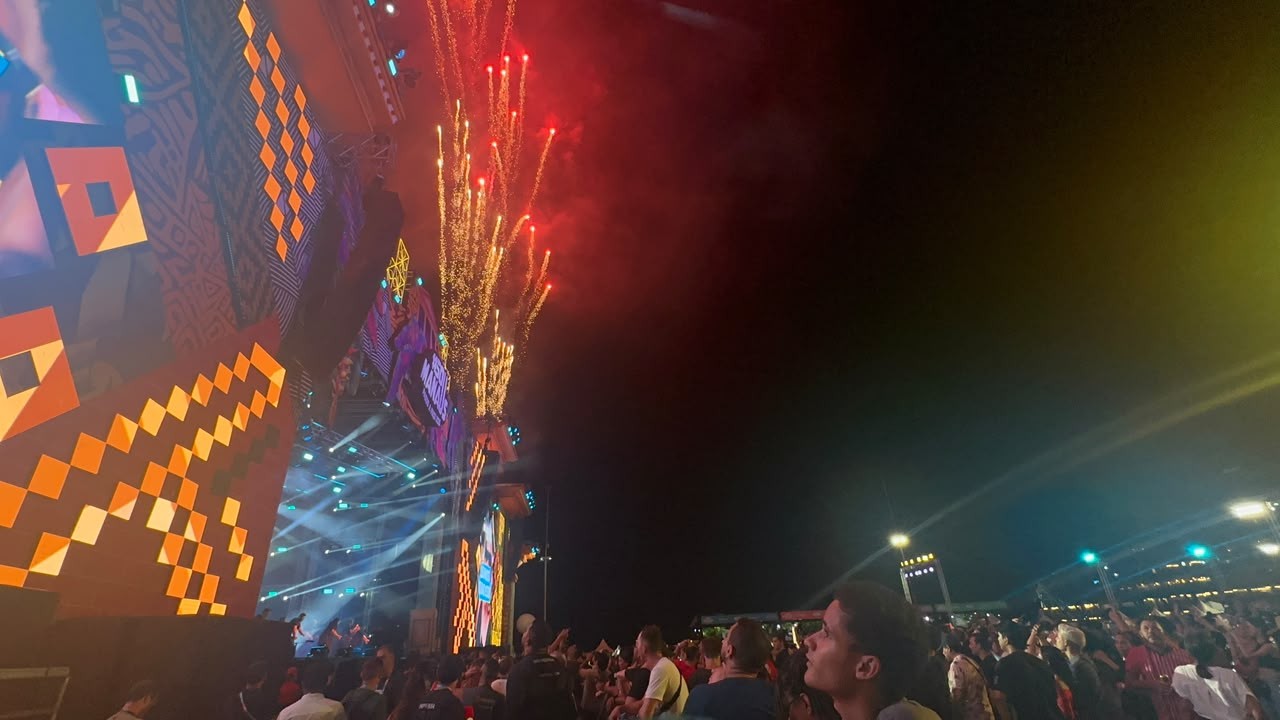 Iza, Dennis DJ e Filho do Piseiro agitam segunda noite do Sou Manaus 2026