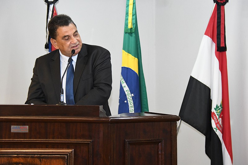 Procurador jurídico da Câmara Municipal pede cassação do mandato do vereador Izaque Silva por quebra do decoro parlamentar