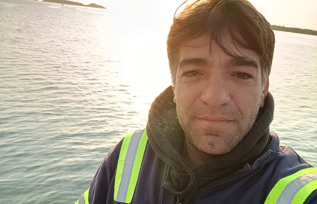 Mergulhador morre durante limpeza de casco de navio em alto-mar