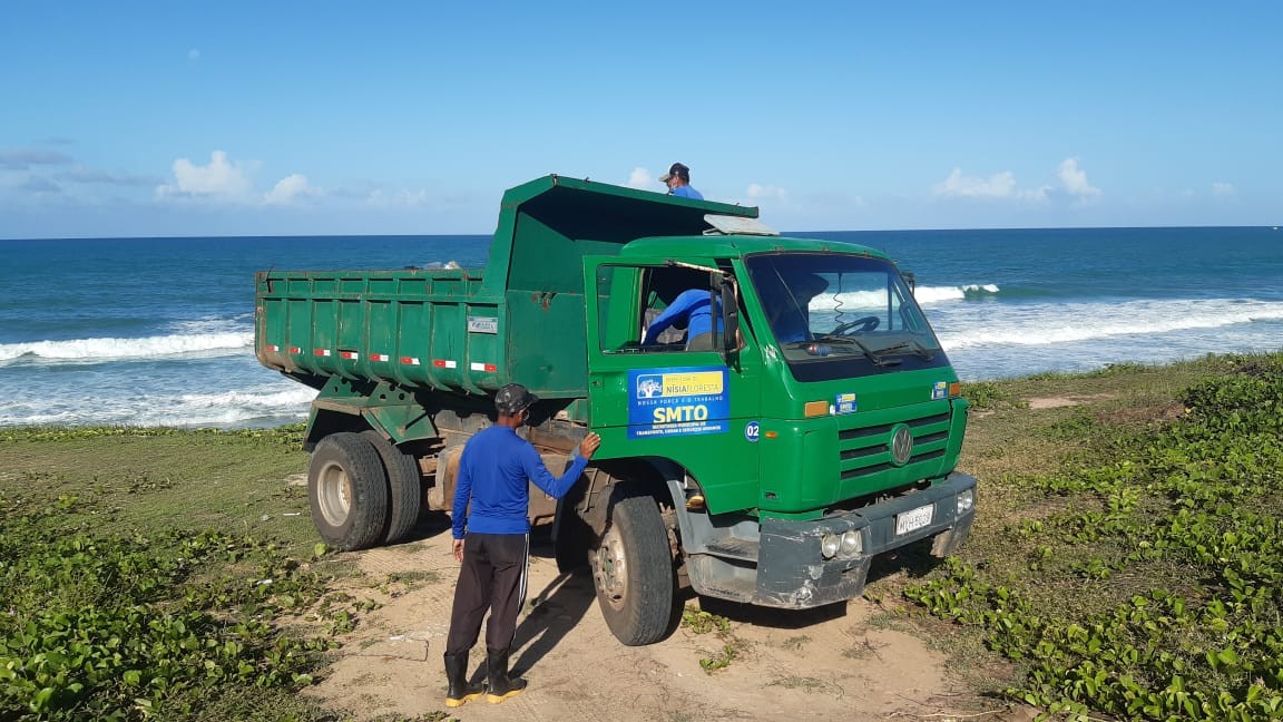 Corça filhote é resgatada com quadro de desnutrição em Jacarezinho, Norte  e Noroeste