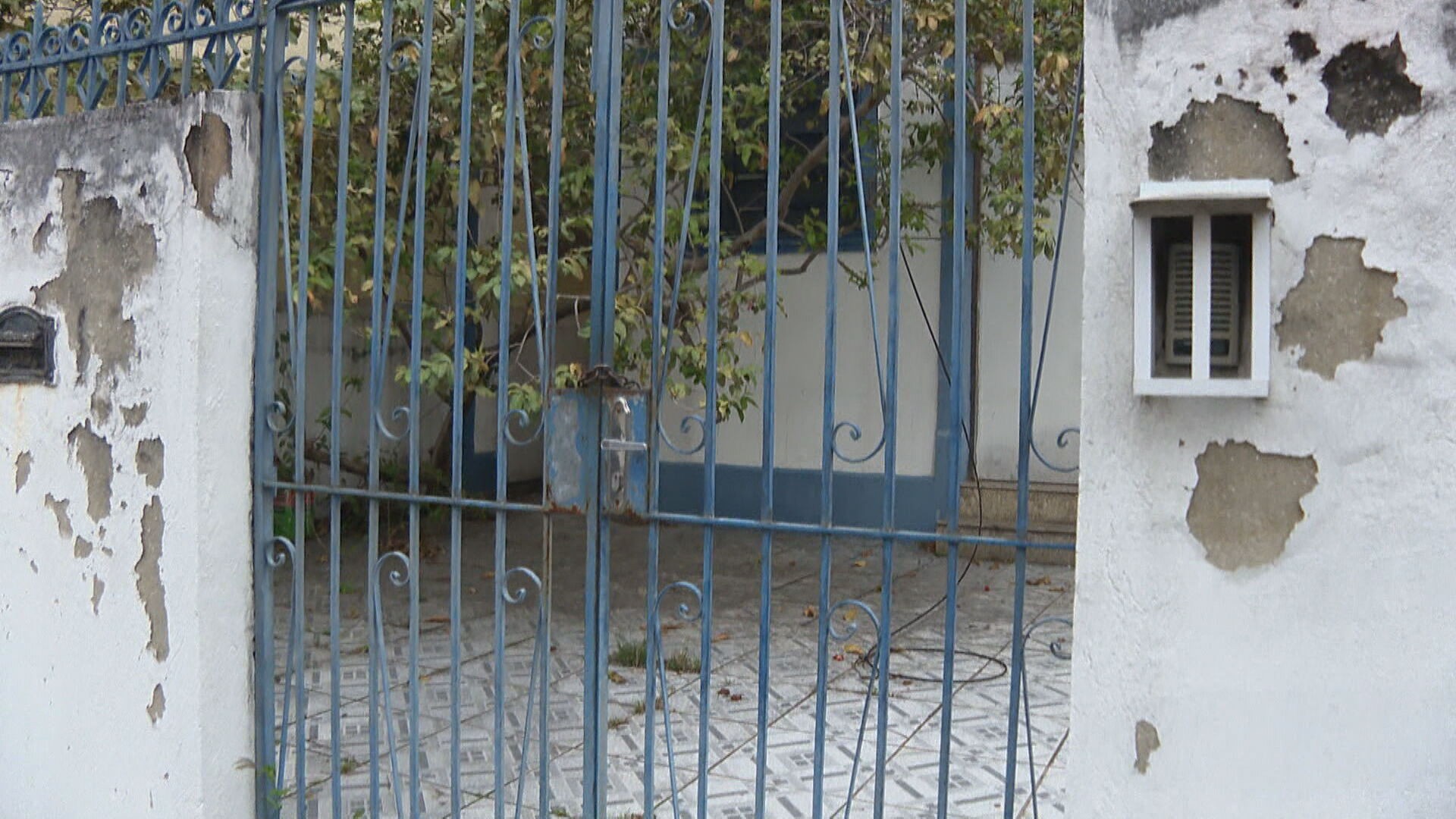 Zona da Leopoldina sofre com esvaziamento de comércio e abandono de imóveis; prefeitura quer revitalizar 