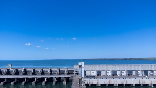 ONS determina nova redução da vazão da Usina Hidrelétrica de Porto Primavera, no Rio Paraná - Patamar mínimo defluente deverá ser reduzido de forma gradual e controlada, passando dos atuais 4.600 m³/s para 3.900 m³/s, a ser atingido na segunda-feira (9), em Rosana (SP).