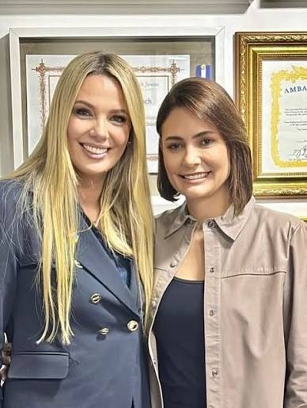 Fernanda Louback e Michelle Bolsonaro — Foto: Divulgação