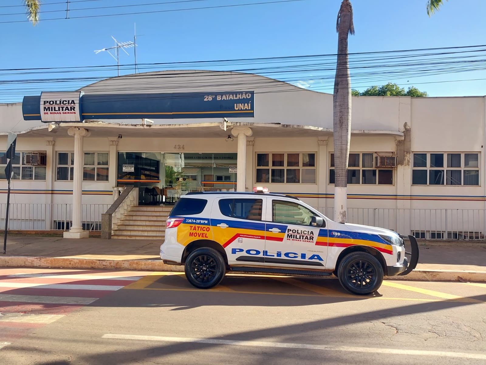 Ao ser encontrado com manchas de sangue nos pés, homem confessa assassinato à polícia | Grande Minas