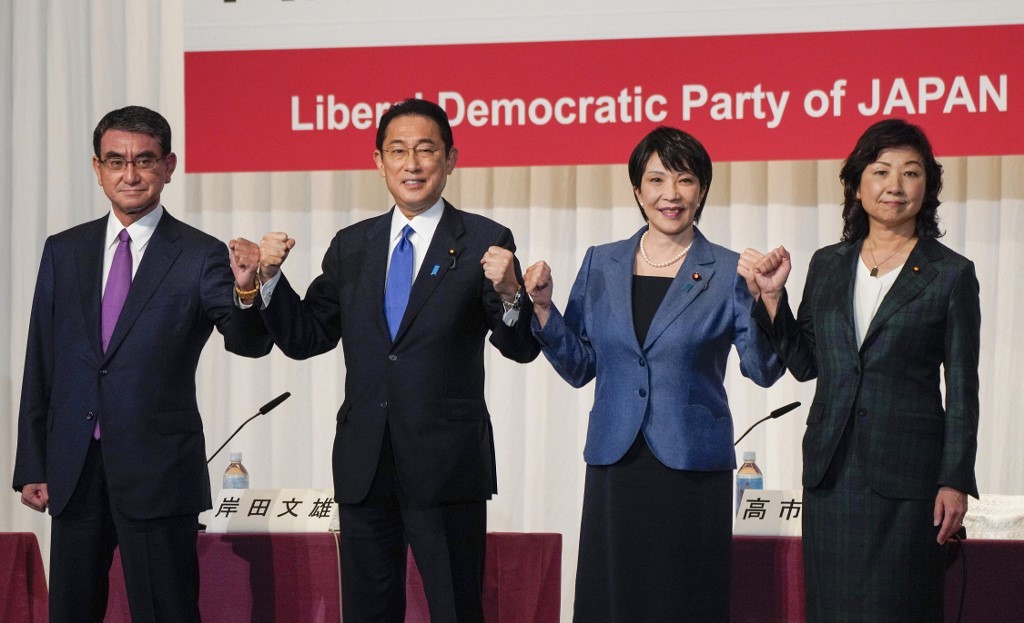 Sanae Takaichi é a nova líder do partido governista do Japão