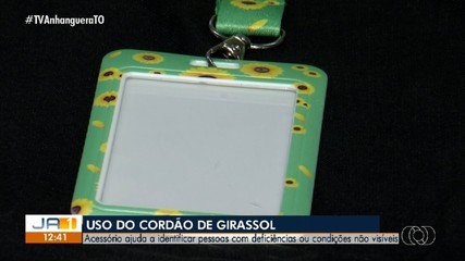 Uso do cordão de girassol como forma de identificação