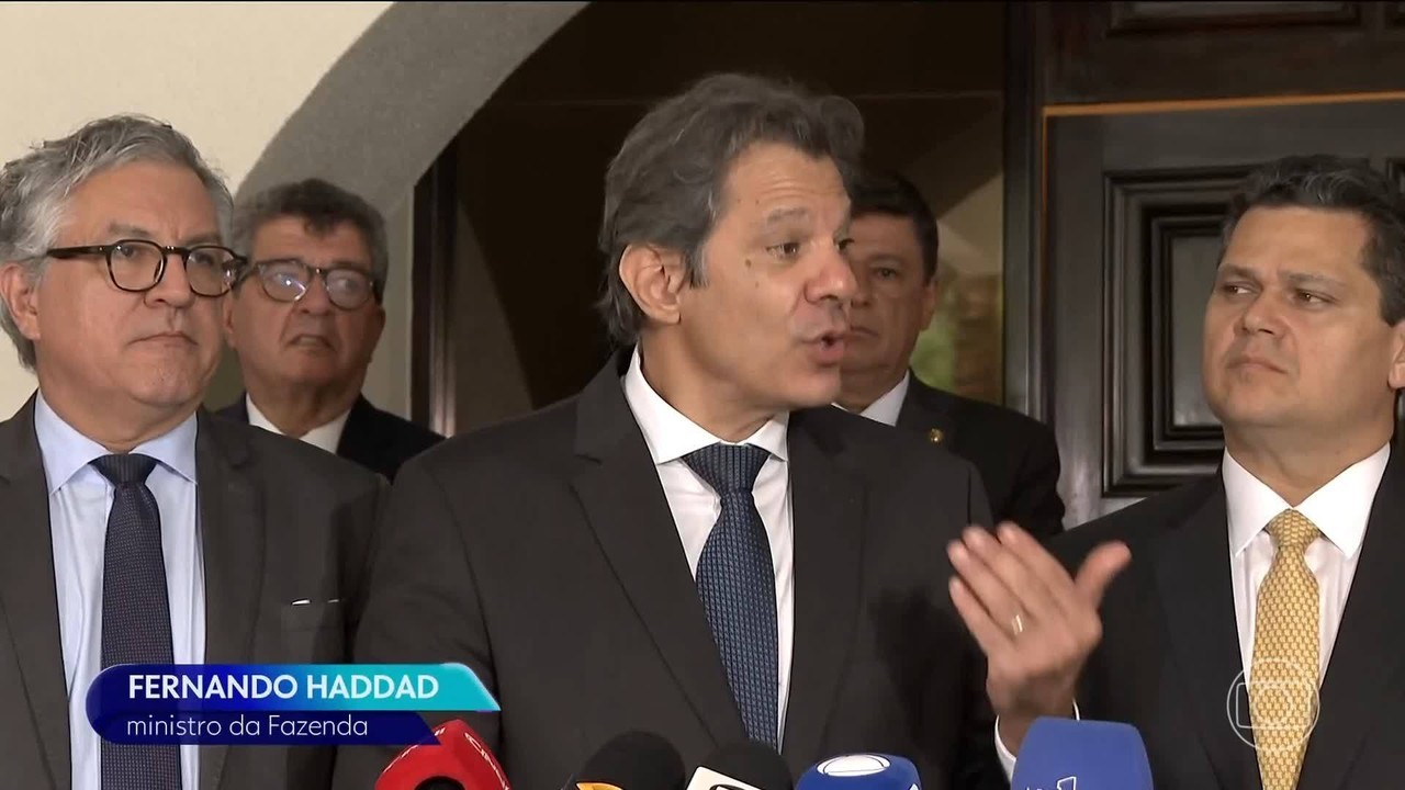 Em reunião com Haddad, senadores defendem corte de gastos e de benefícios fiscais