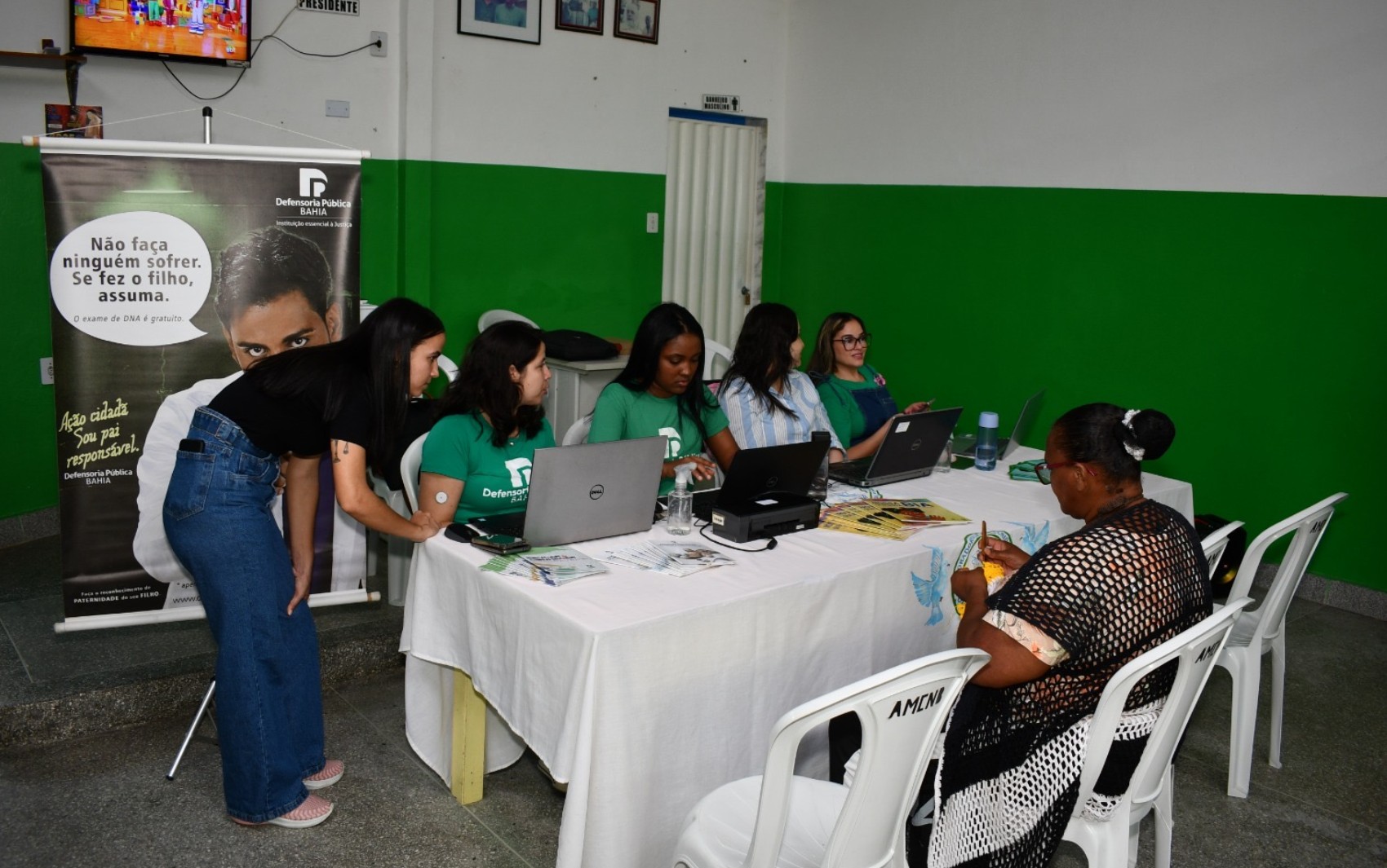 Cidades da Bahia oferecem reconhecimento de paternidade e exame de DNA gratuitos; saiba mais