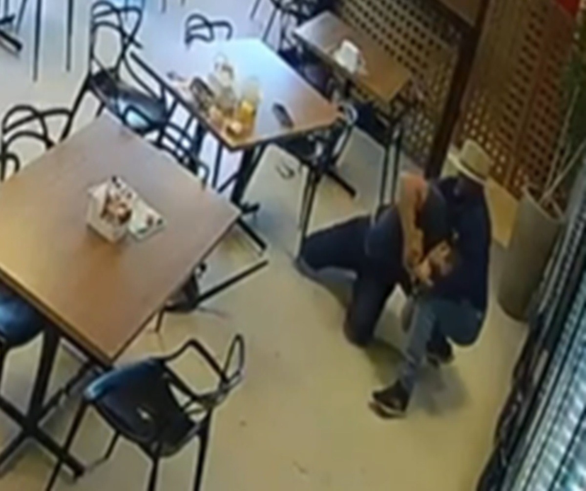 VÍDEO: policial civil é agredido e feito refém em Marechal Deodoro; suspeito foi preso