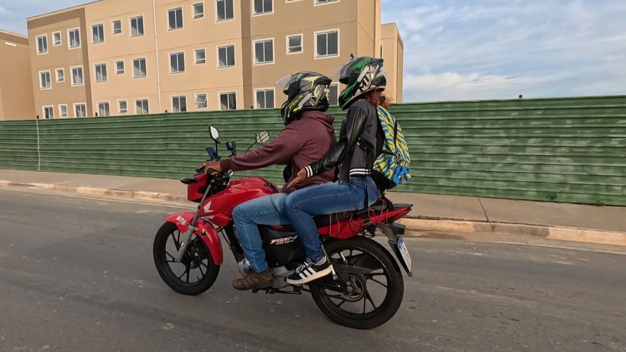 Entenda a polêmica do transporte de passageiros em motos via aplicativo em São Paulo