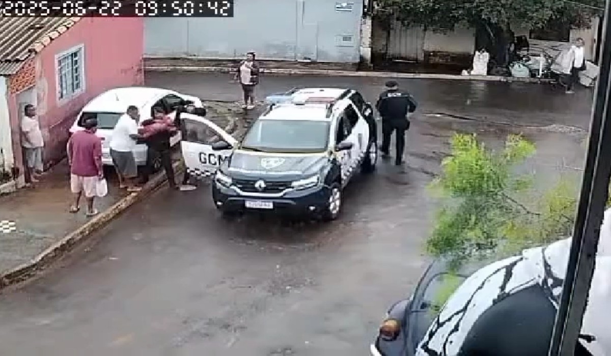 VÍDEO: família procura ajuda da guarda civil após bebê de 10 meses ter crise convulsiva em Taquarituba