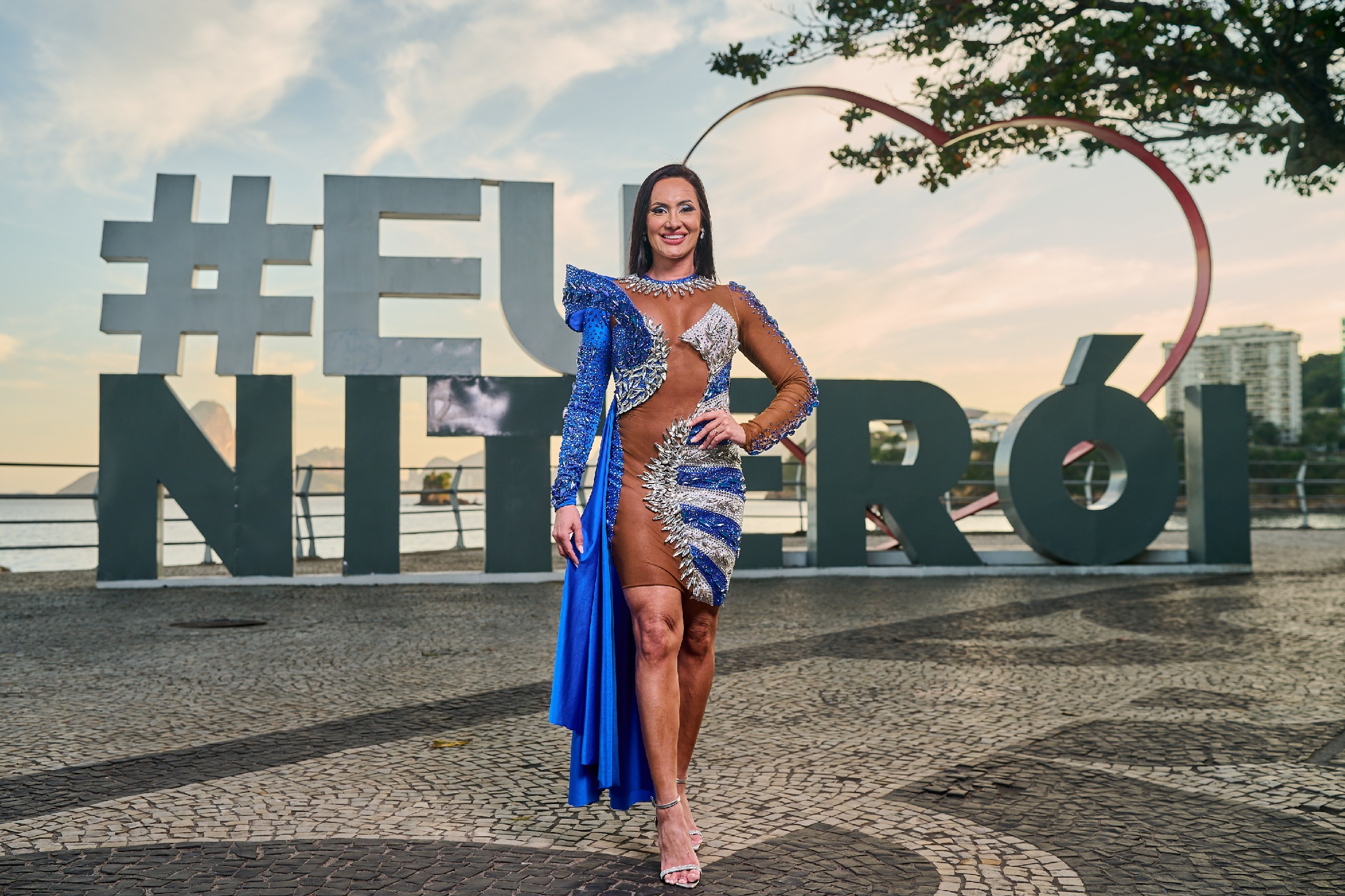Vanessa Rangeli é anunciada como rainha de bateria da Acadêmicos de Niterói