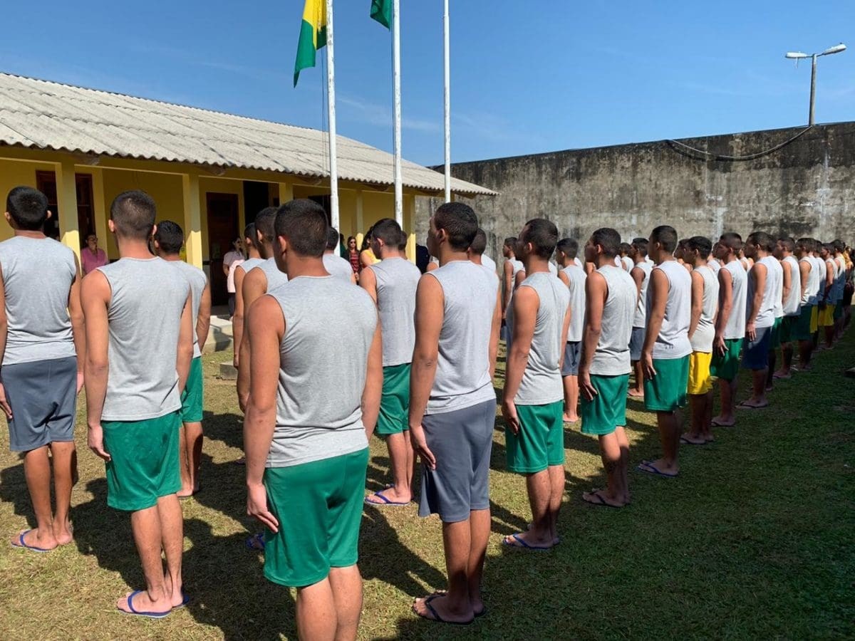 Senador relata ter sido proibido de entrar em centro socioeducativo no Acre; governo nega