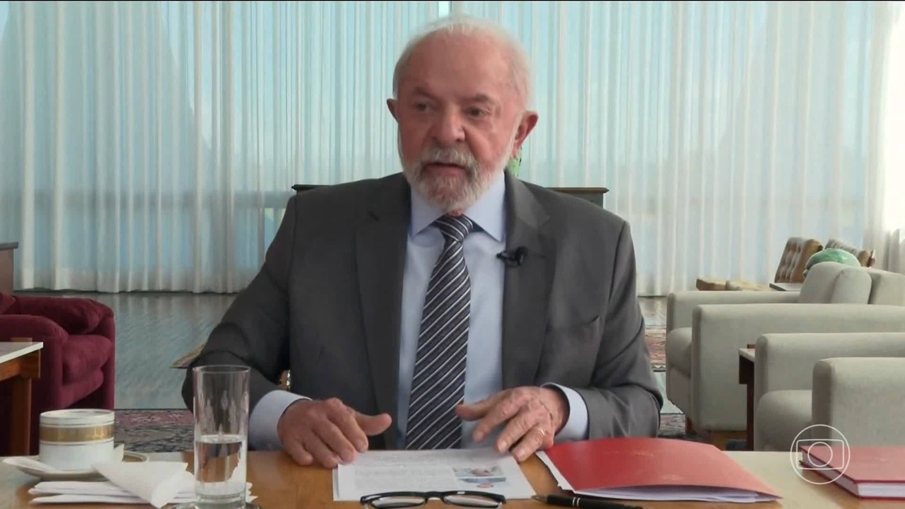Tarifaço: China diz que está disposta a trabalhar com o Brasil para superar 'incertezas externas'